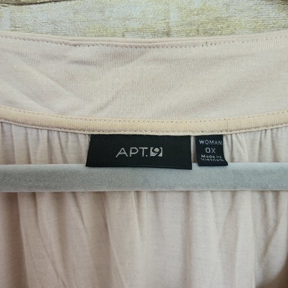 Pretty Beige & Gold Sequin Short Sleeve Top - Picture 5 of 7